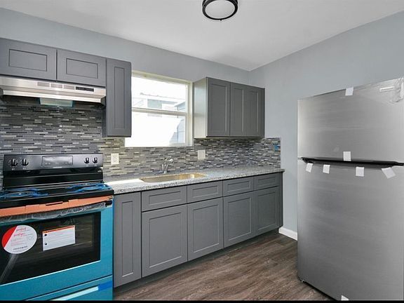 4th image of 7919 Brays St #7919B
