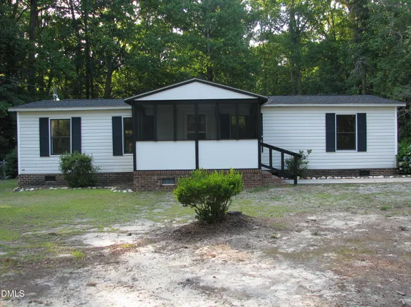 127 Haywood Dr, Roanoke Rapids, NC 27870