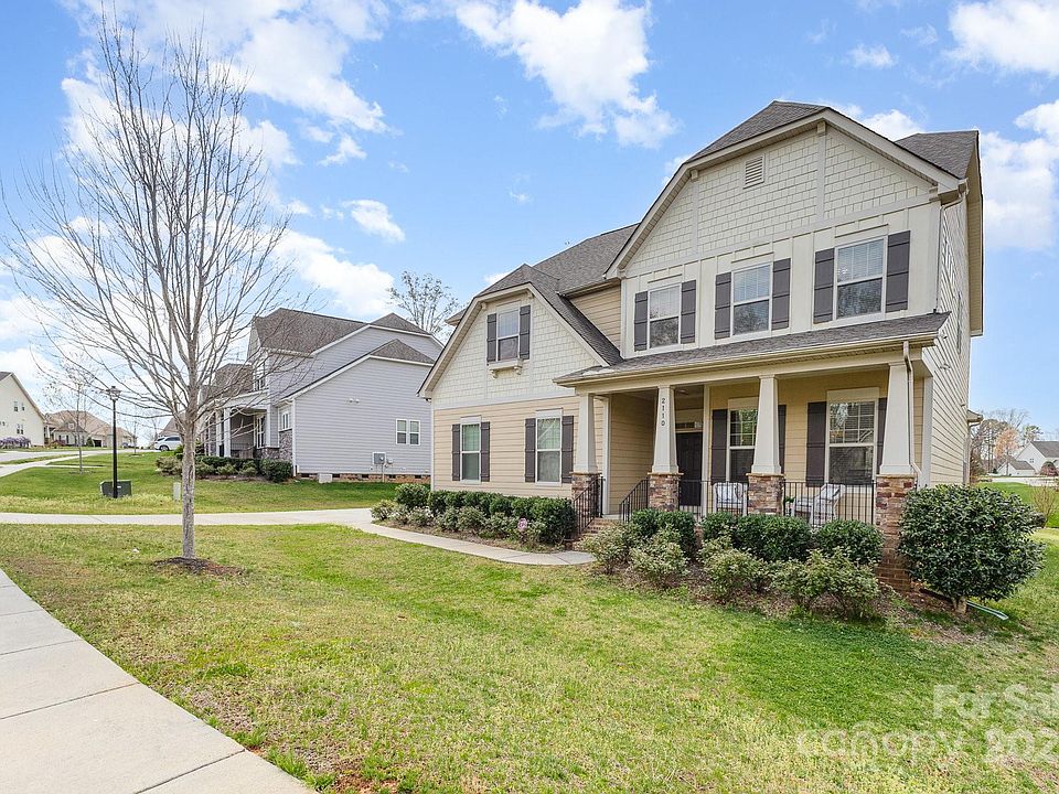 2nd image of 2110 Capricorn Ave