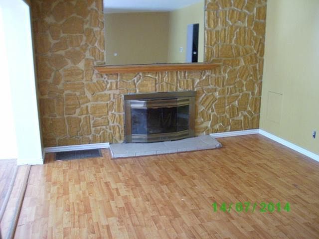 1st image of 1135 Rosewood Ave