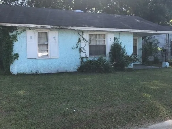 3267 Mobile Dr, Montgomery, AL 36108