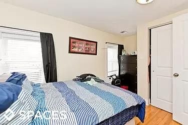 3rd image of 1844 N Lincoln Ave #Garden