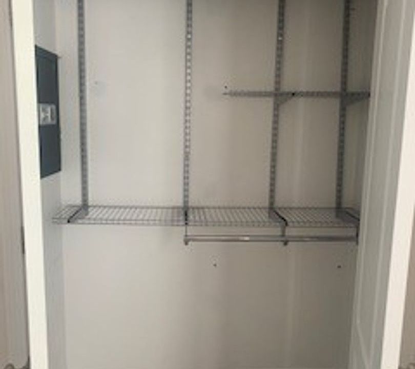 1st image of 116 Vinton St Floor 1