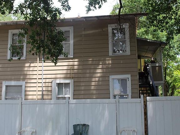 5th image of 209 E Shady Lane St