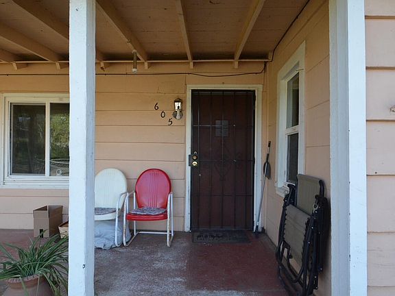 2nd image of 605 Breckenridge St