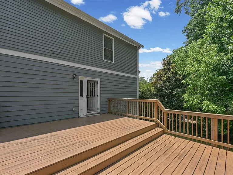 2429 Claude St NW — Photo 30