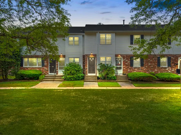 5 Bradley Circle #F5, Enfield, CT 06082