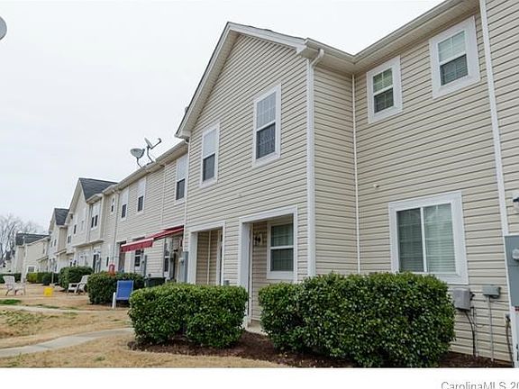 2nd image of 111 Walnut Cove Dr APT B