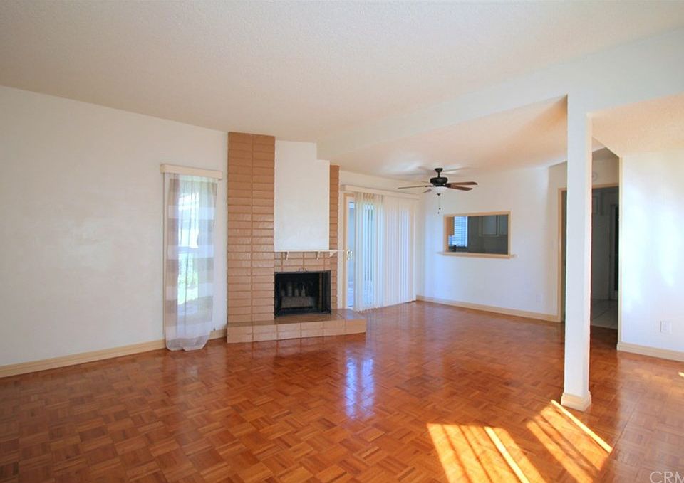 1st image of 2544 College Ln