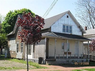 1st image of 319 E 24th St