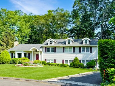 1 Robinson Drive, Stamford, CT, 06905