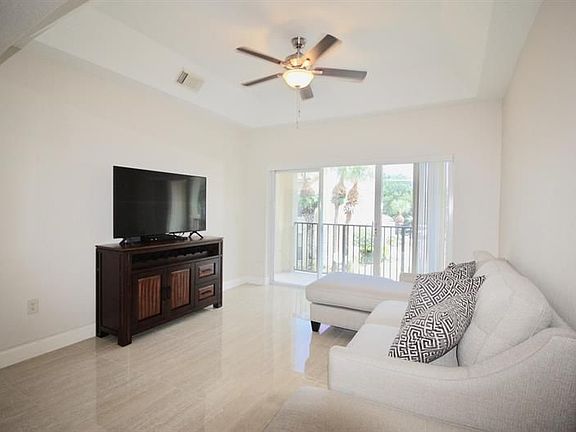4th image of 1803 Belmont Pl