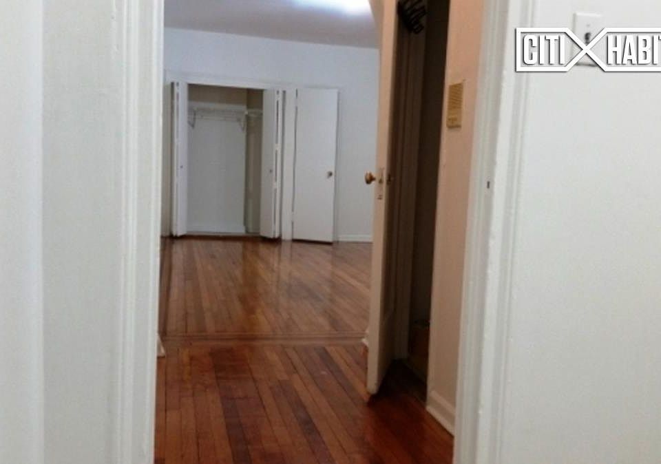 2nd image of 708 W 192nd St APT 2J