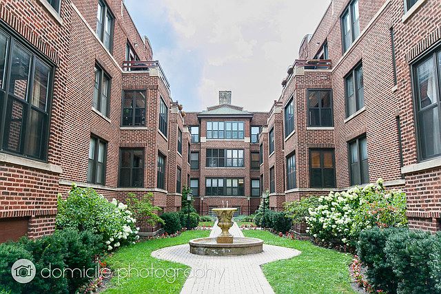 1st image of 737 W Cornelia Ave Unit 3S