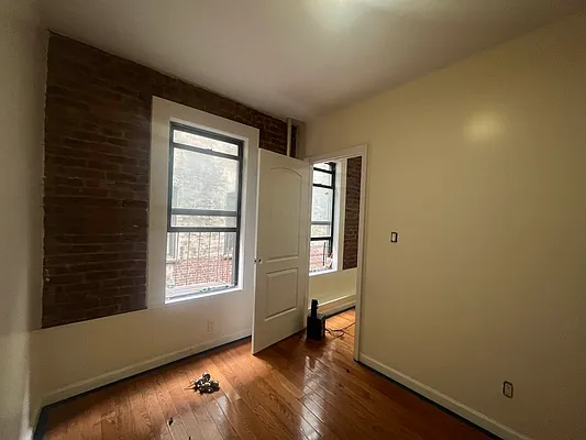 Rented by Premier One Realty LLC | media 8