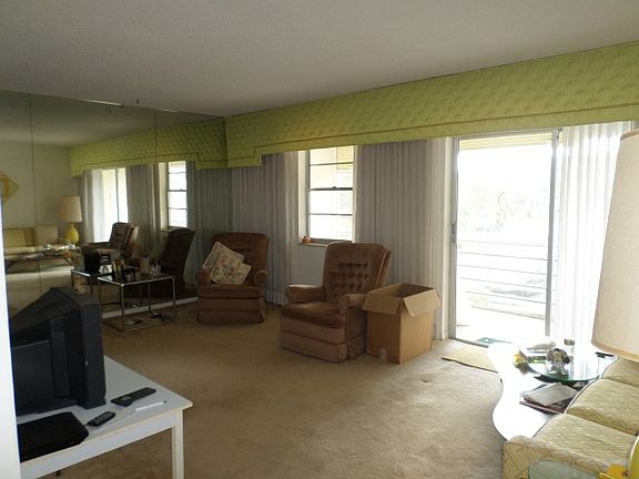 3rd image of 5190 E Sabal Palm Blvd APT 206