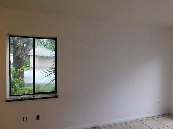 4th image of 3641 NE 20th Pl #3641