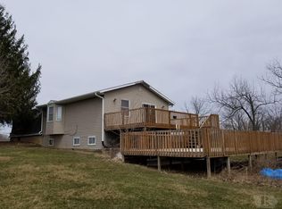 15002 N Prairie Grove Rd, Burlington, IA 52601