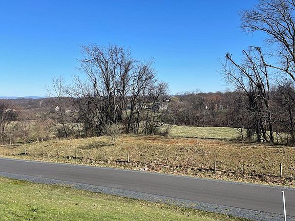 4th image of LOT 60 Gravenstein Ct