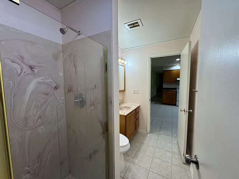 5949 Hollyhill Ct — Photo 13
