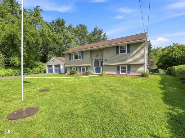 136 Cadwell Rd, Pittsfield, MA 01201
