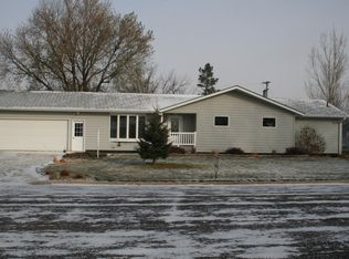430 E Lincoln Ave, Salem, SD 57058