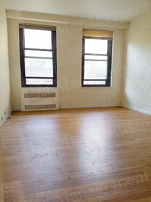 Rented by Lisa Management Inc | media 8