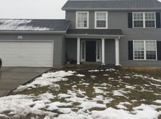 2295 Paige Marie Dr, Warrenton, MO 63383