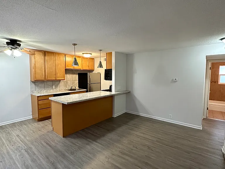 3506 Jackson St — Photo 16