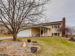 6548 Sandlewood Rd, Woodbury, MN 55125