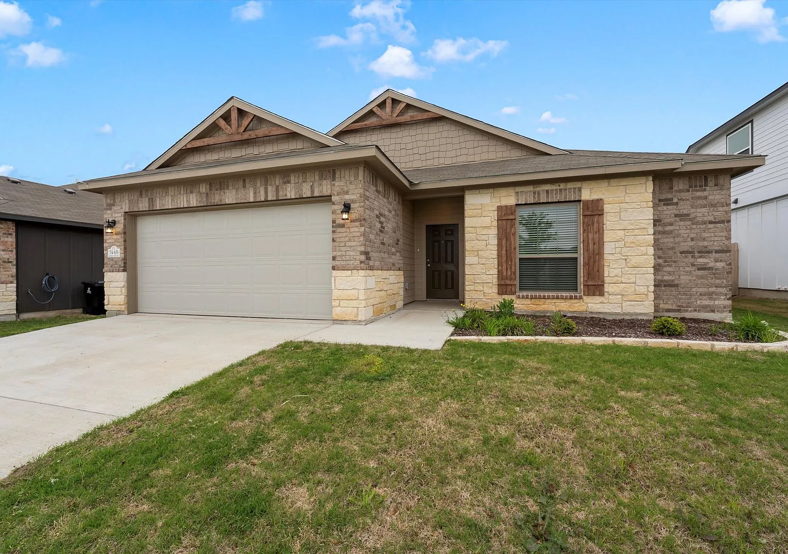 Available Now! Beautiful 3 Bedroom Home Located In Temple, Texas! — Photo 3
