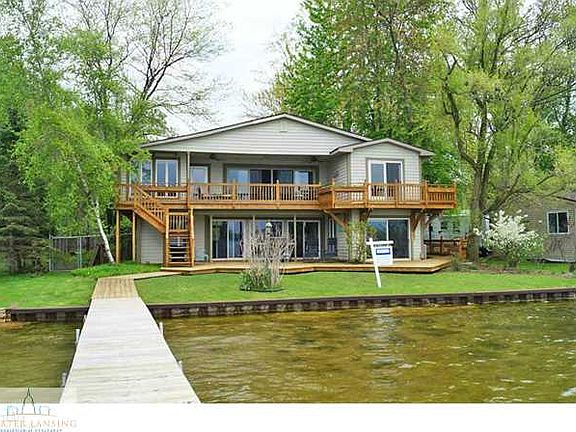 6061 E Lake Dr, Haslett, MI 48840 | Zillow