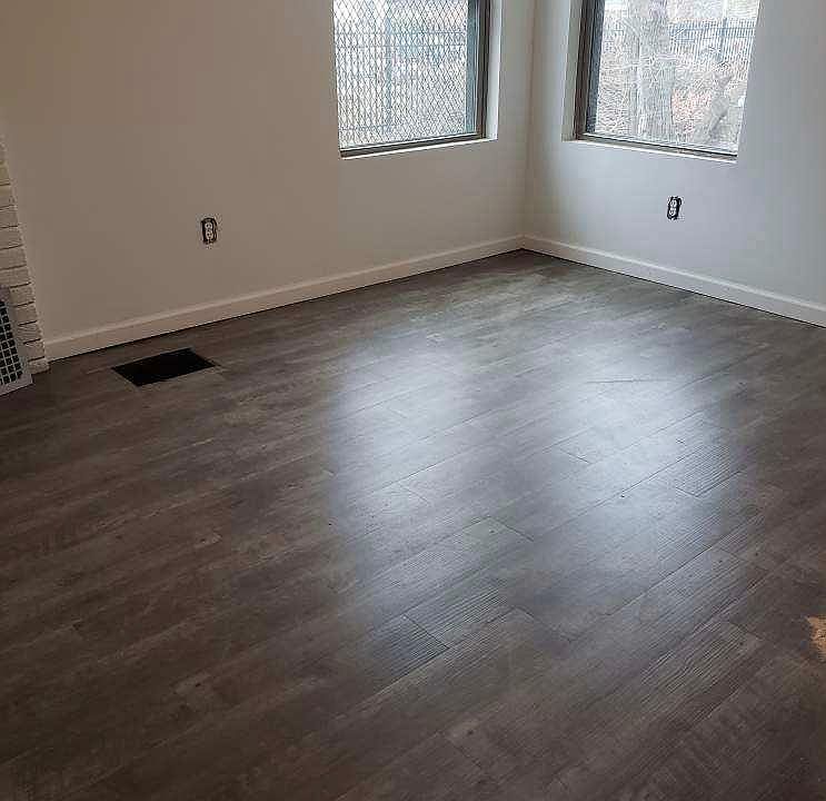 2nd image of 7819 Madiera St