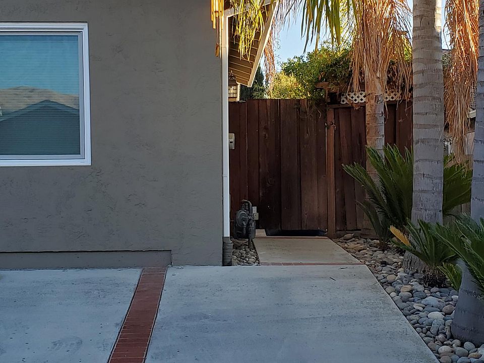 Private entrance