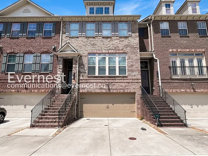 2140 Coventry Dr