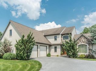 9 Irvin Dr, Lititz, PA 17543