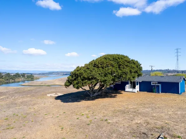 13265 Avila Rd, Moss Landing, CA 95039