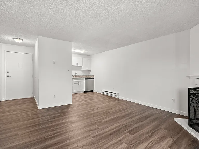 2 Bed 1.5 Bath Standard - 775 Sq Ft 2 Bed 1.5 Bath Standard - 775 Sq Ft