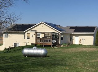 6855 NW Uphill Ln, Hamilton, MO 64644