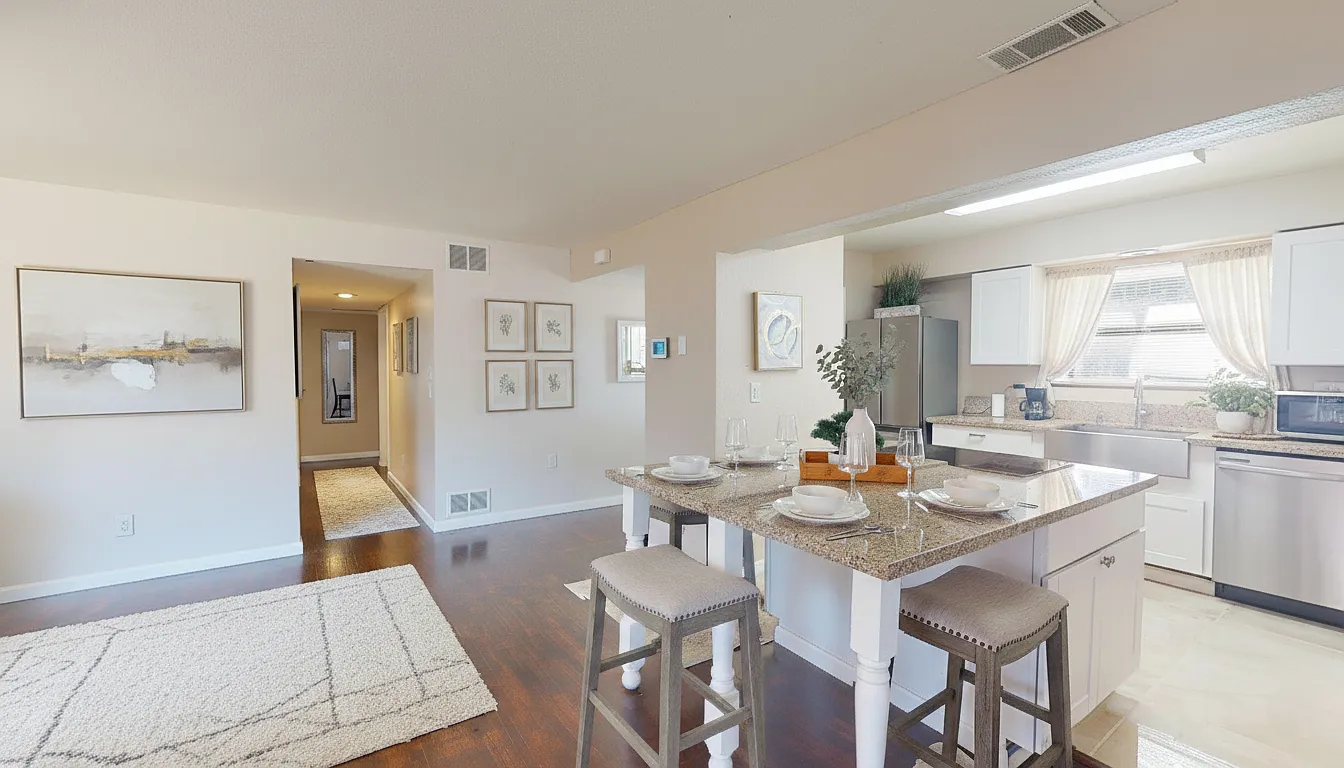 2 bed, $2,800 — Photo 3