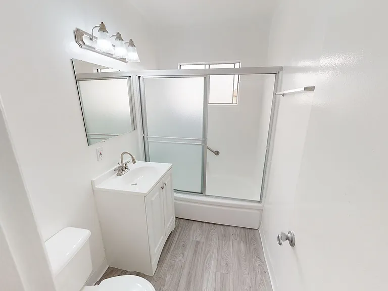708 Venice Way — Photo 8