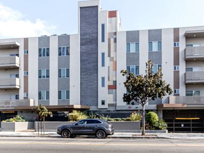 820 S Wilton Pl #405, Los Angeles, CA, 90005