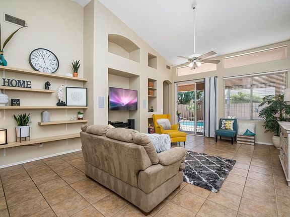 4th image of 1399 W Enfield Way