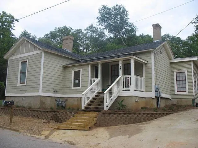 346 N Pope St