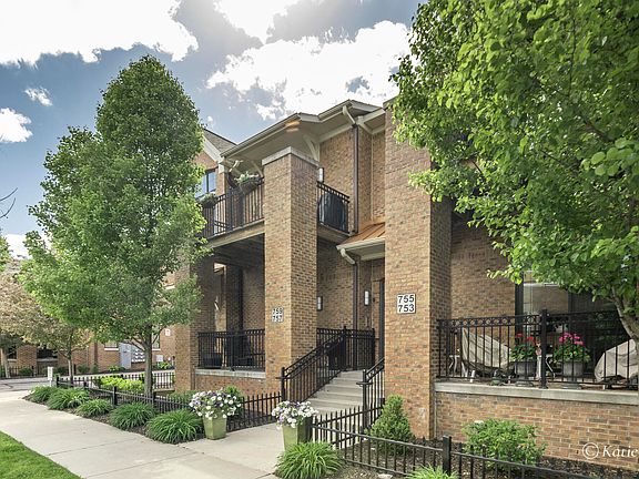2nd image of 759 Bagley Ave SE #3