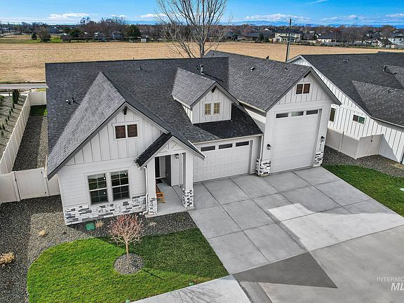 2nd image of 9675 W Snow Wolf Ln