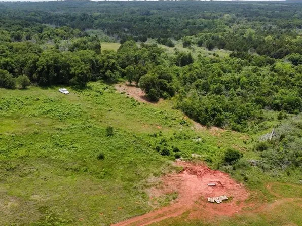 1320 Red Rock Ln #13 & 14, Coyle, OK 73027