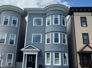 137 P St #3, South Boston, MA 02127
