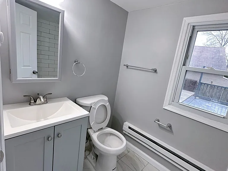 3349 Chestnut Ave — Photo 5