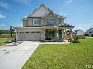 20 Rowland Dr, Fuquay Varina, NC 27526